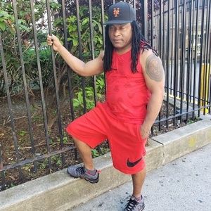 Meet your Posher, Fredrick